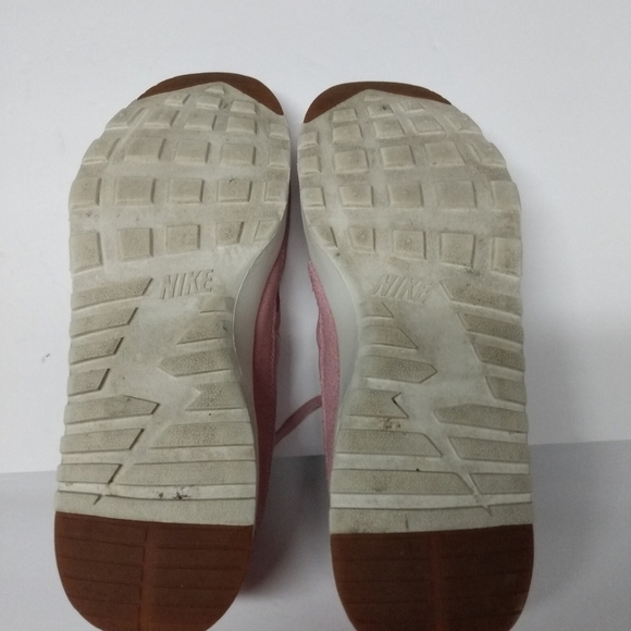 Nike Air Max Thea Tennis Sz 11.5, Pink, Leather and Suede, Pre-owned - Picture 6 of 8